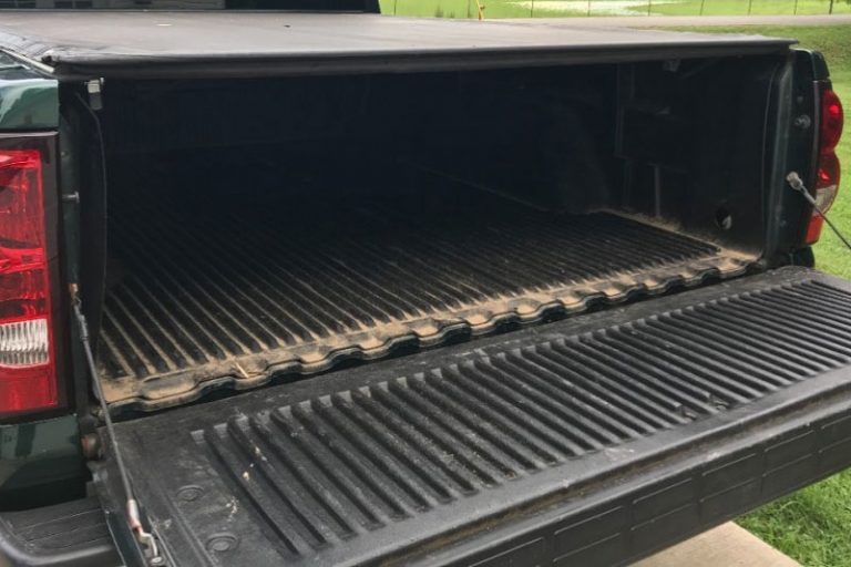 How to Keep Luggage Dry in Your Truck Bed