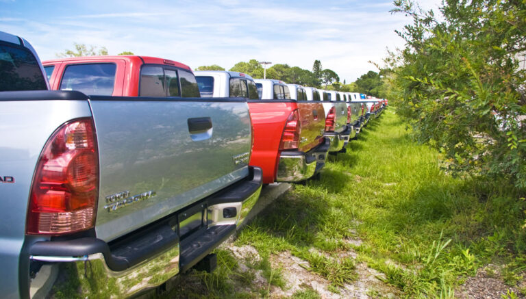 5 Best Hard Tonneau Covers for Toyota Tacoma (Ranked)